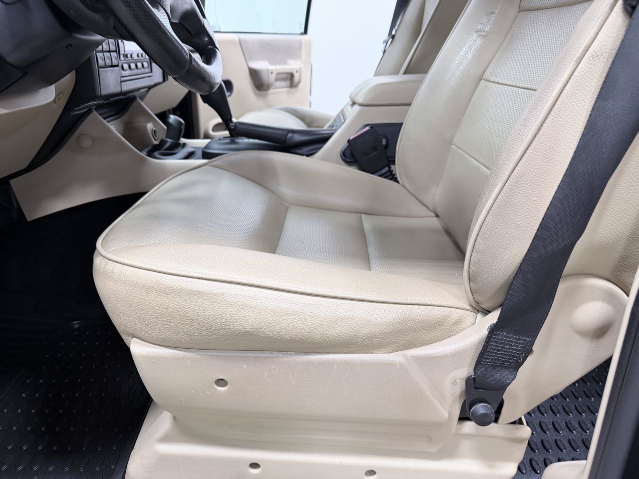 Used 2004 Land Rover Discovery S AWD/4WD image 30