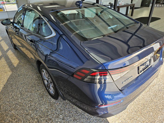 Used 2024 Honda Accord EX image 4