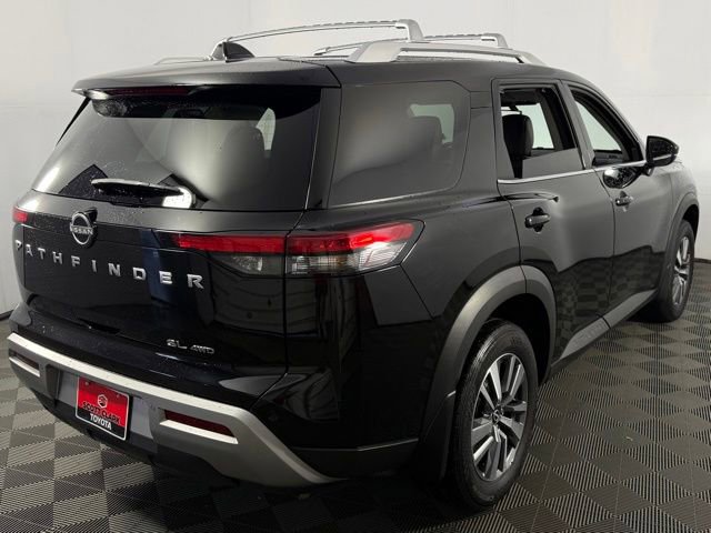Used 2023 Nissan Pathfinder SL image 9