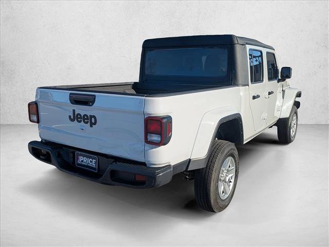 Used 2022 Jeep Gladiator Sport image 5