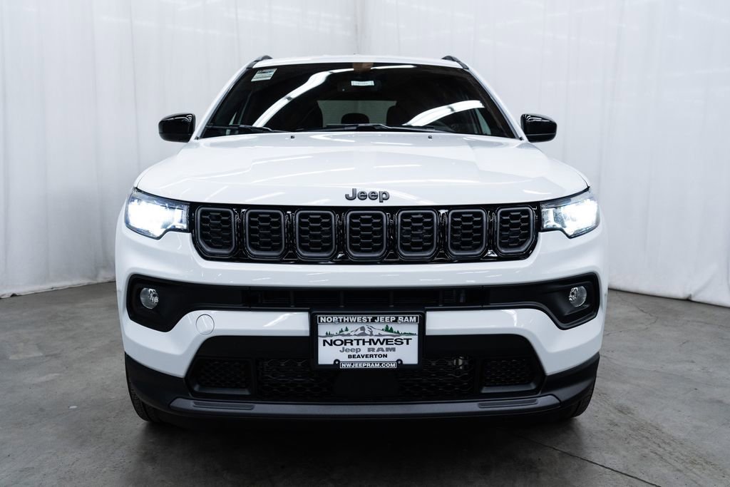 New 2026 Jeep Compass Latitude image 2