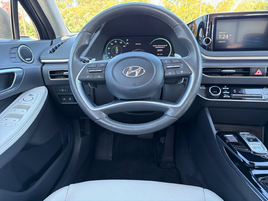 Used 2023 Hyundai Sonata Limited FWD image 13