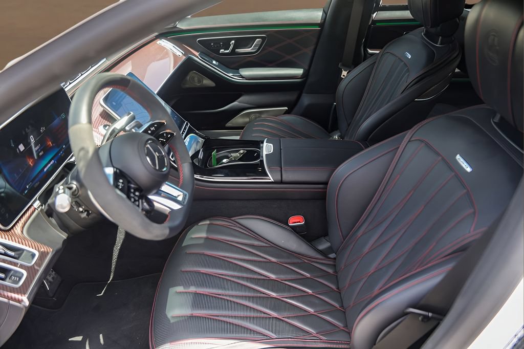 Used 2024 Mercedes-Benz S 63 AMG S image 9