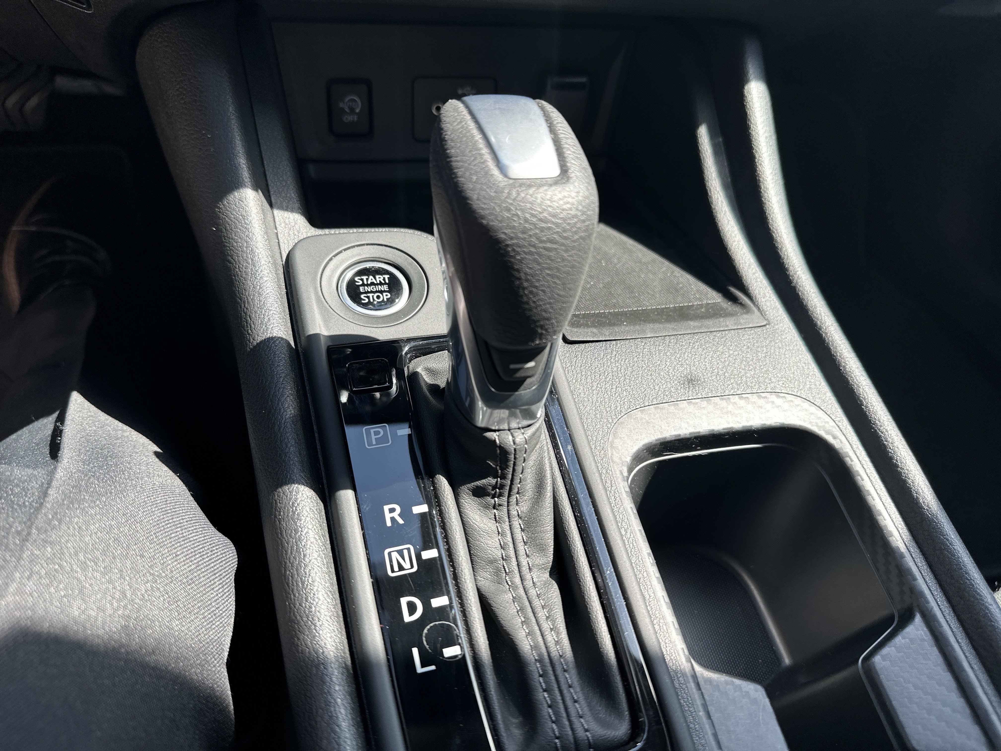 Used 2025 Nissan Sentra S FWD image 24