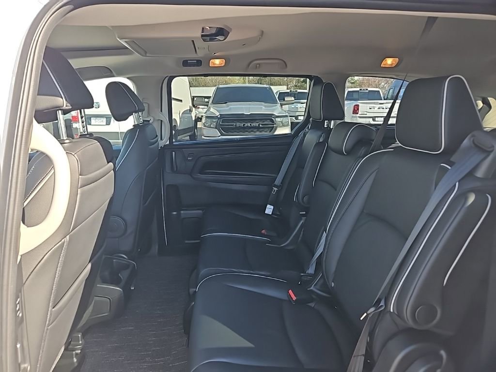 Used 2025 Honda Odyssey Touring image 15