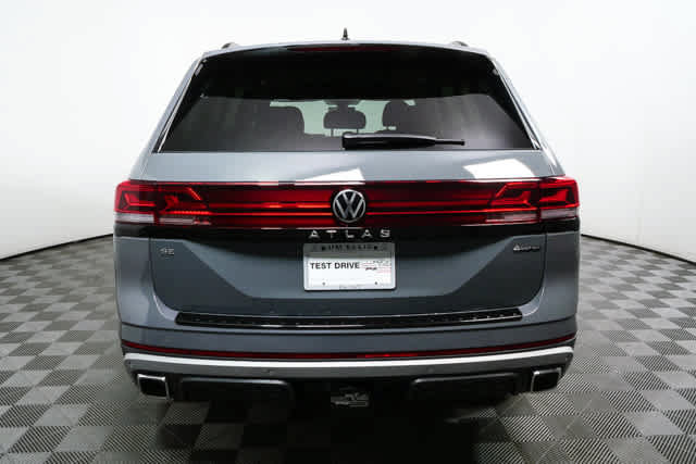 New 2026 Volkswagen Atlas Peak Edition AWD/4WD image 26