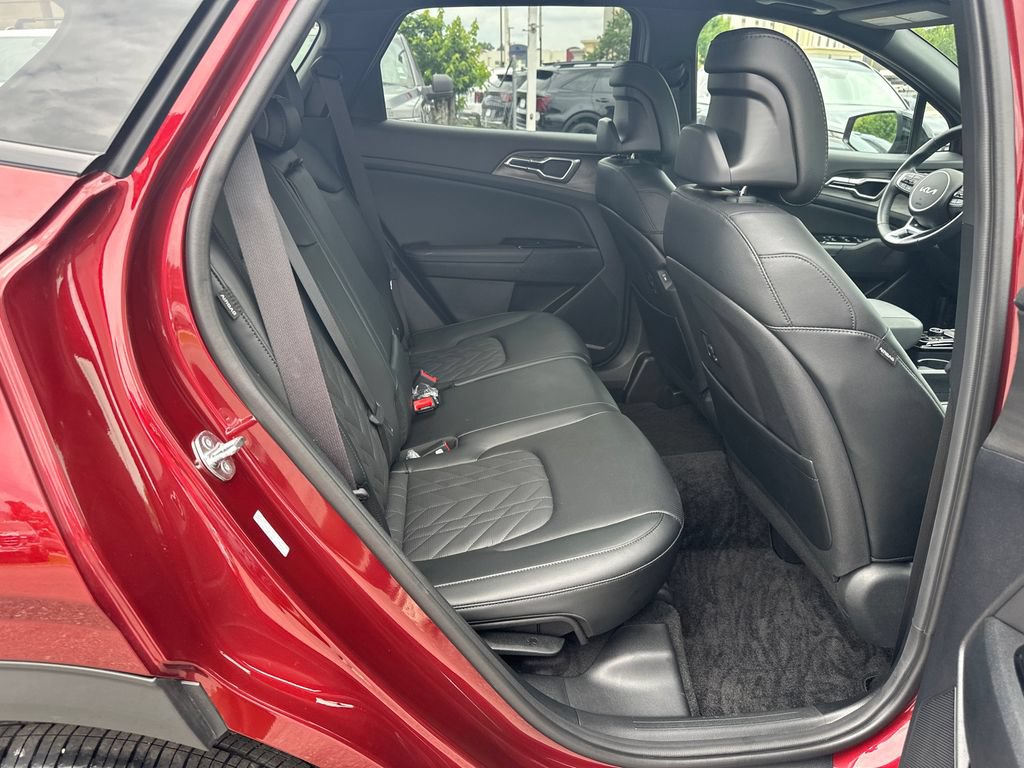 Certified 2025 Kia Sportage X-Line w/ Premium Package AWD/4WD image 15