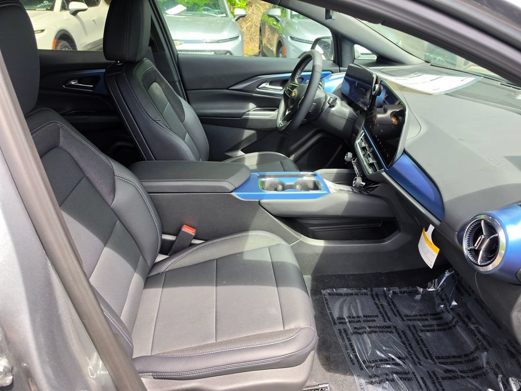 New 2026 Chevrolet Equinox EV LT AWD/4WD image 10