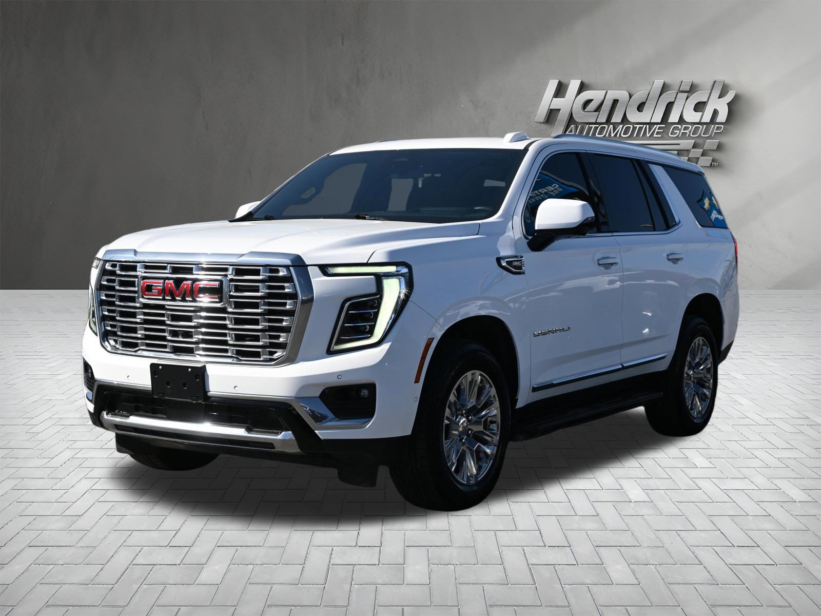 Used 2025 GMC Yukon Denali AWD/4WD image 5