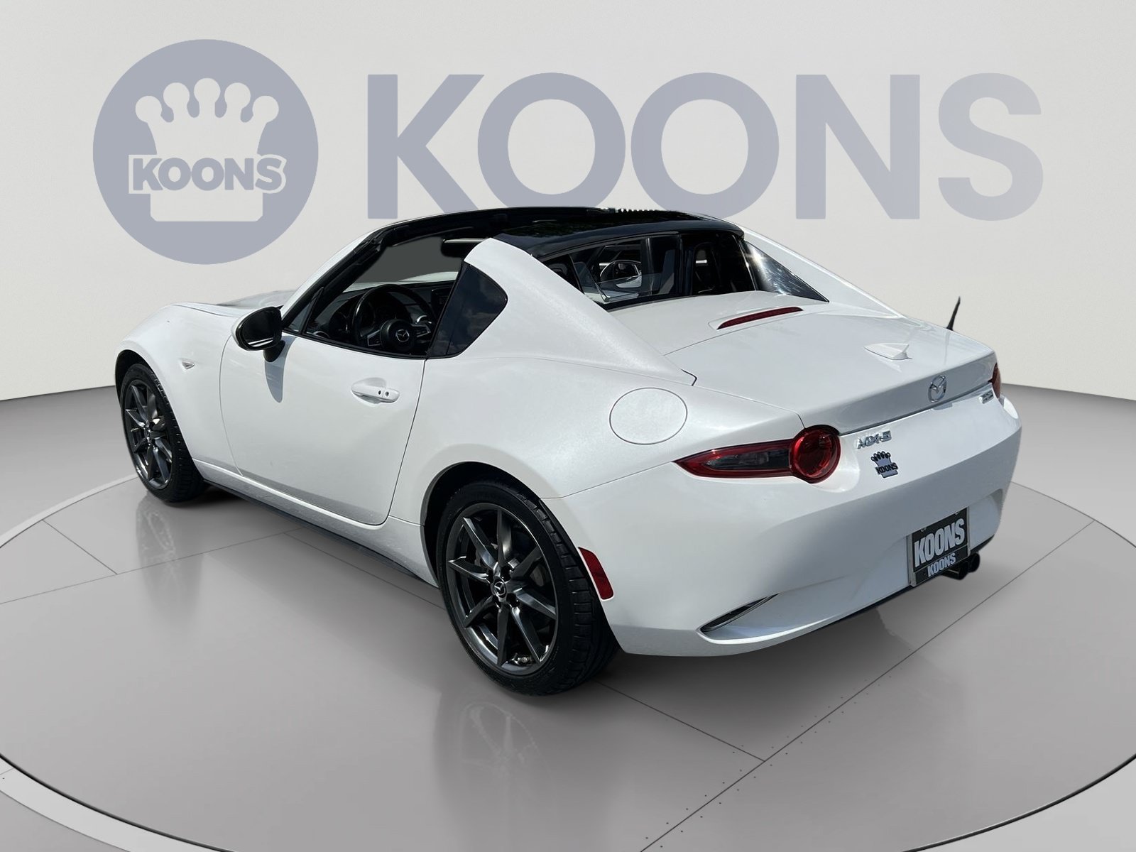 Used 2018 MAZDA MX-5 Miata RF Grand Touring RWD image 4