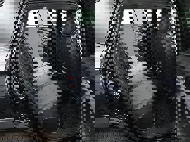 New 2026 Volkswagen Tiguan SE image 13