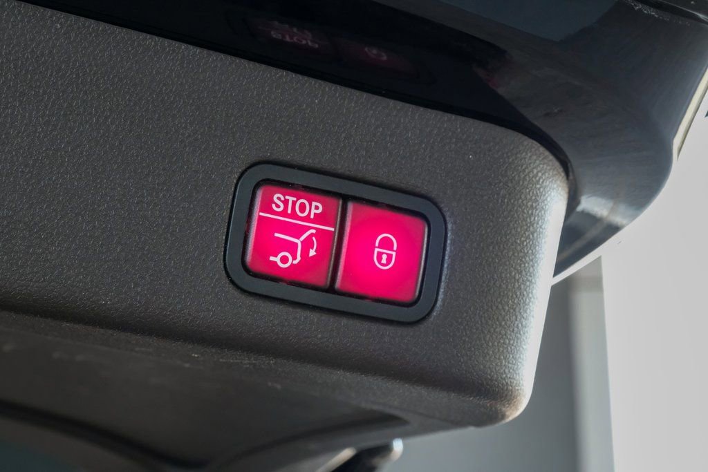 Used 2017 Mercedes-Benz GLE 43 AMG 4MATIC w/ Premium 2 Package image 62