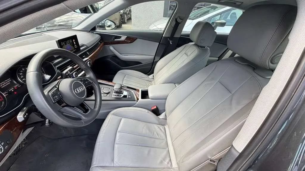 Used 2019 Audi A4 2.0T Premium w/ Convenience Package FWD image 9