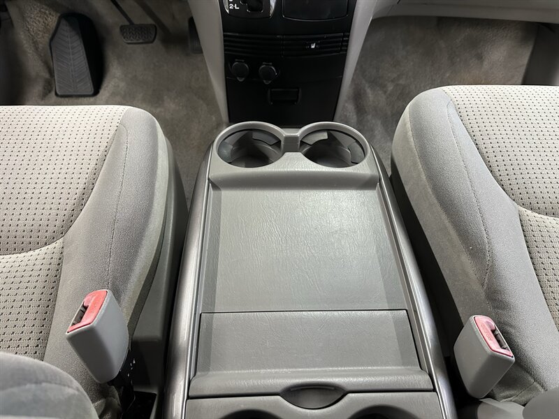 Used 2007 Toyota Sienna LE FWD image 28