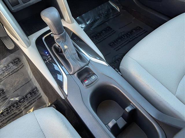 Used 2024 Toyota Corolla Cross L image 12