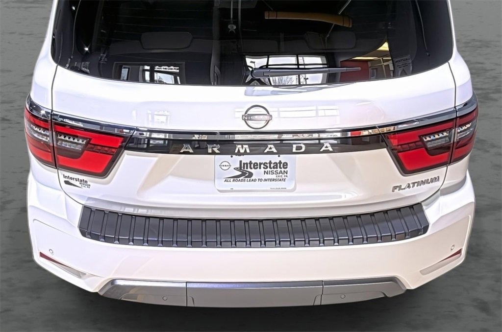 Used 2021 Nissan Armada Platinum w/ Captain's Chairs Package image 11