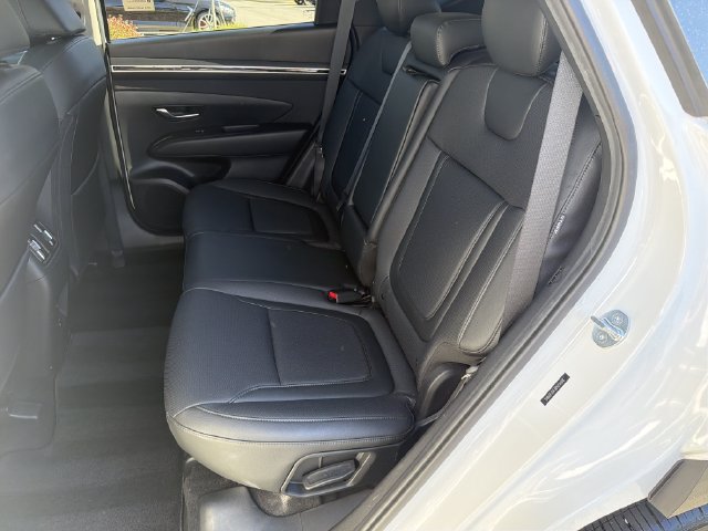 Certified 2024 Hyundai Tucson SEL w/ Convenience Package FWD image 24