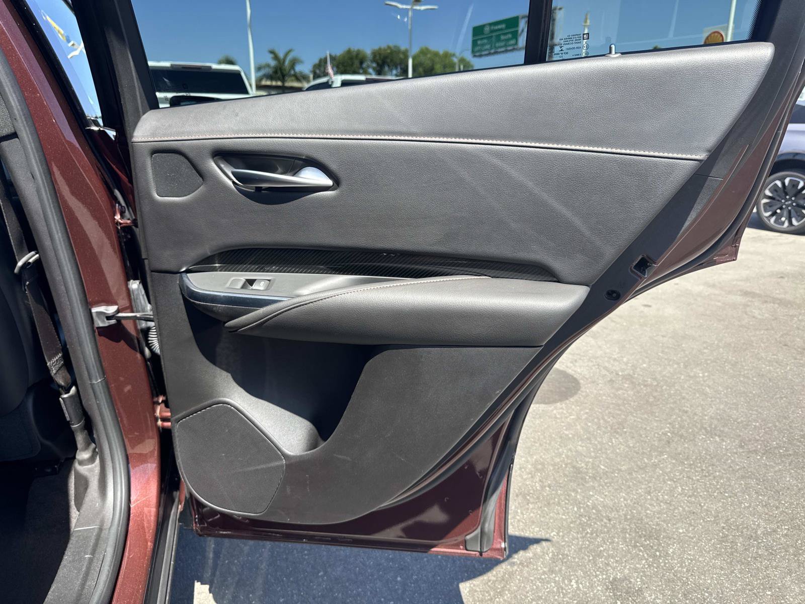 Used 2023 Cadillac XT4 Sport FWD image 33