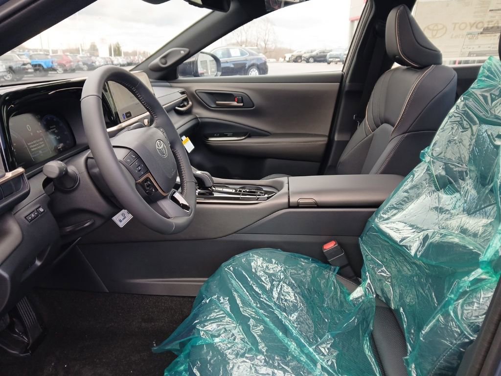 New 2026 Toyota Crown Nightshade image 7