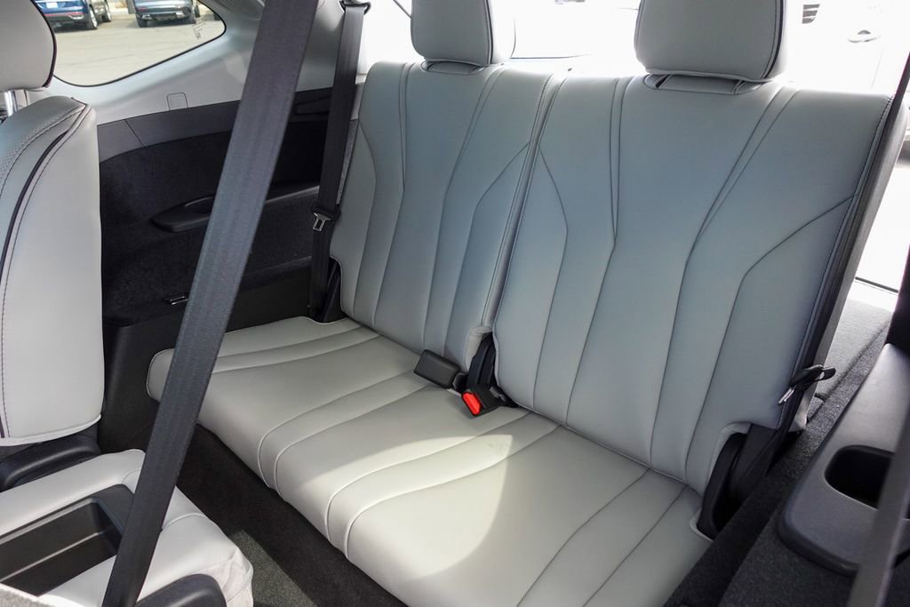 New 2026 Acura MDX w/ Advance Package image 24
