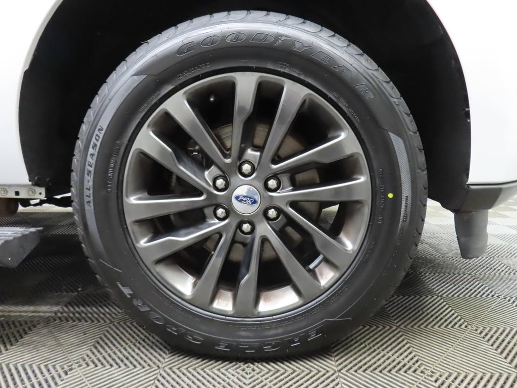 Used 2019 Ford Expedition Max Limited AWD/4WD image 9