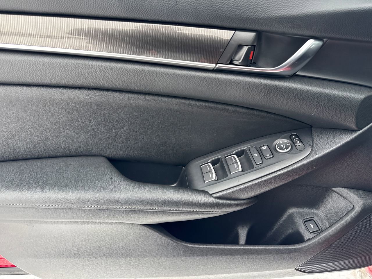 Used 2019 Honda Accord Sport image 15