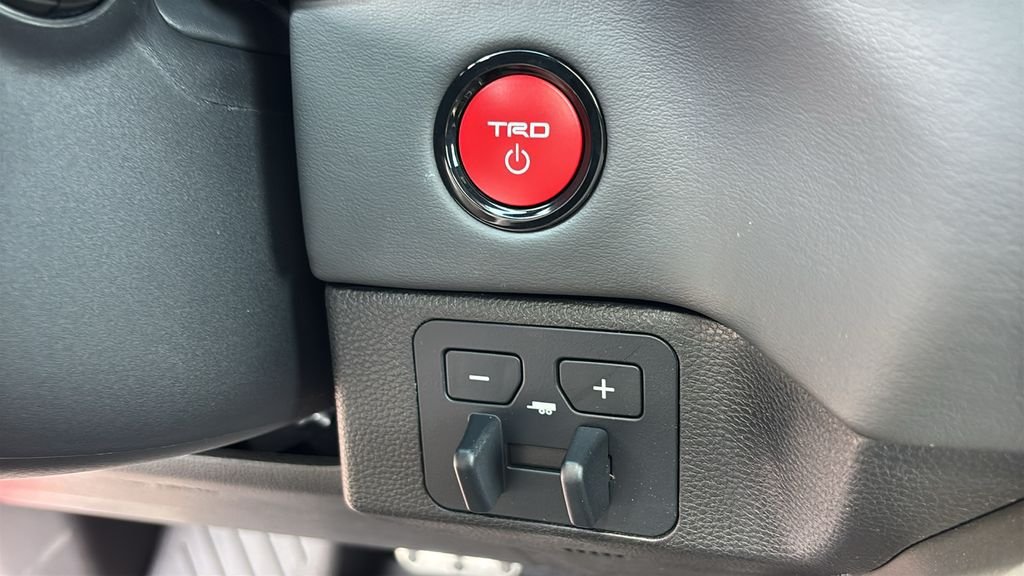 New 2026 Toyota Tundra Platinum AWD/4WD image 17