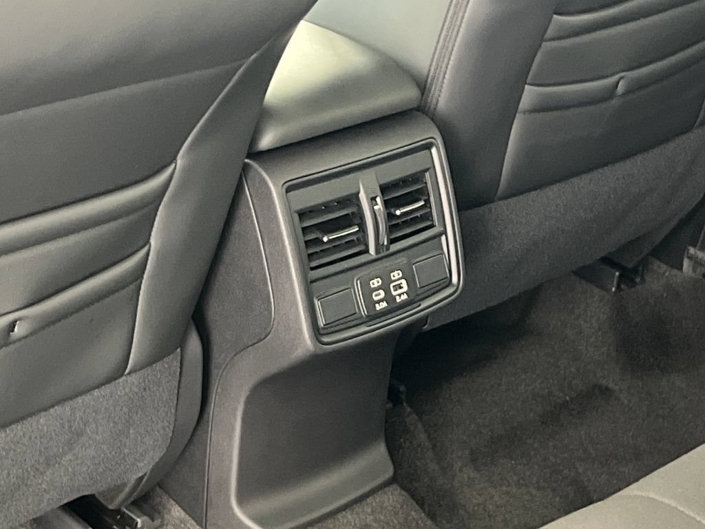 New 2026 Subaru Forester Premium AWD/4WD image 36