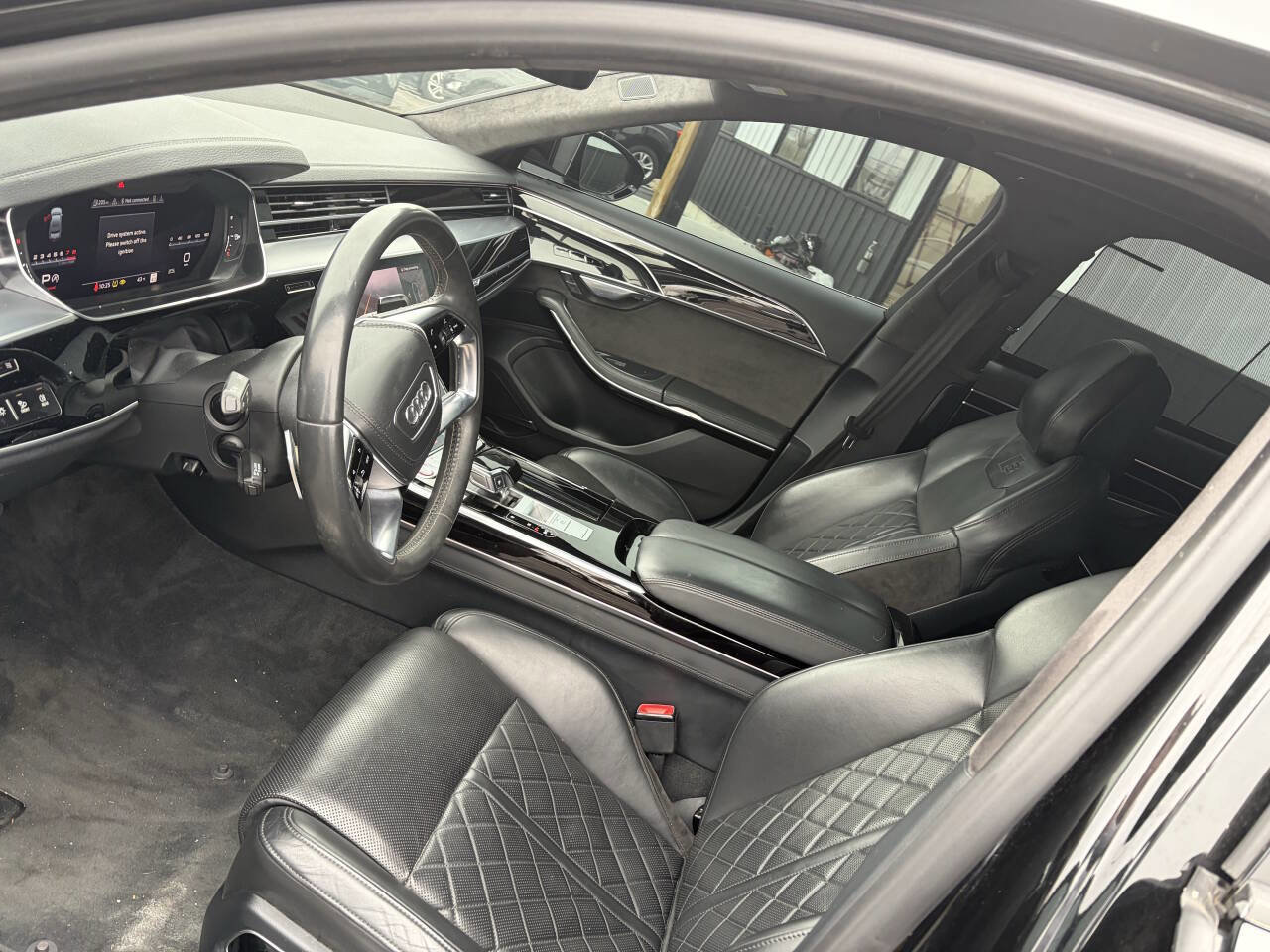 Used 2020 Audi S8 L image 13