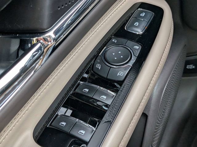 Used 2024 Lincoln Corsair Grand Touring w/ Equipment Group 301A AWD/4WD image 31