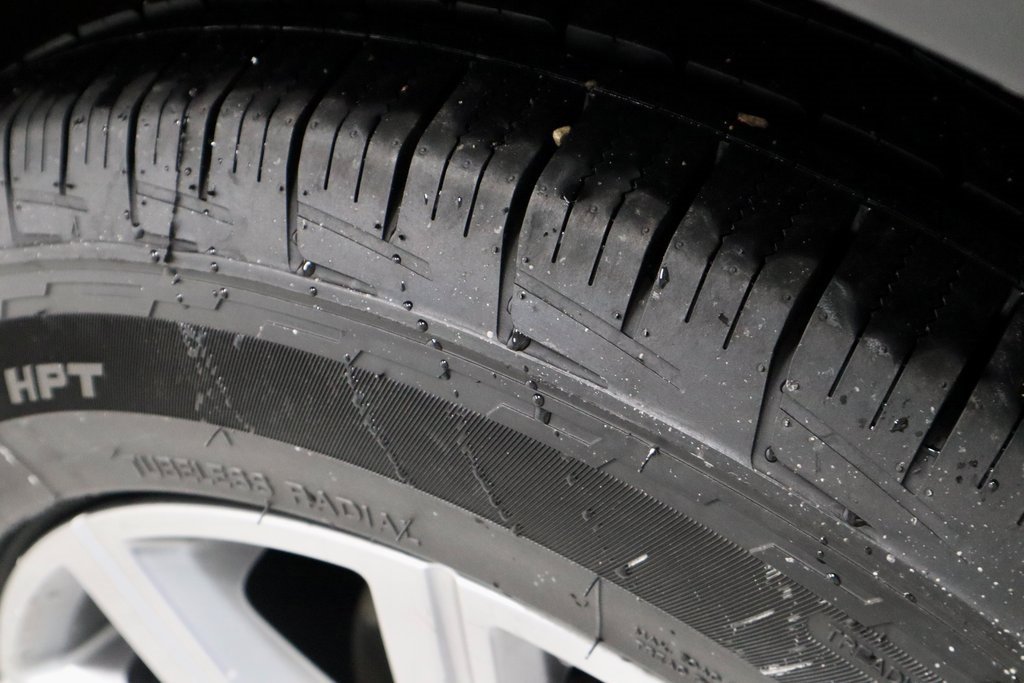 Used 2023 Cadillac XT4 Premium Luxury image 19