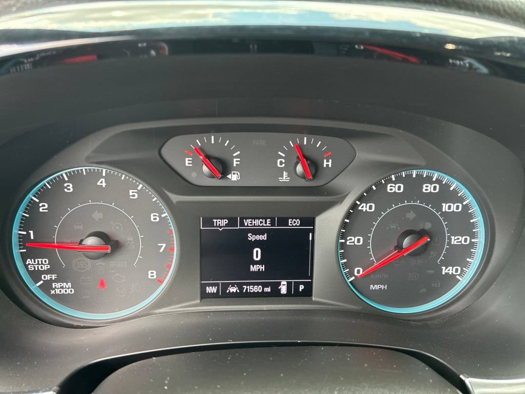 Used 2022 Chevrolet Traverse LS FWD image 27