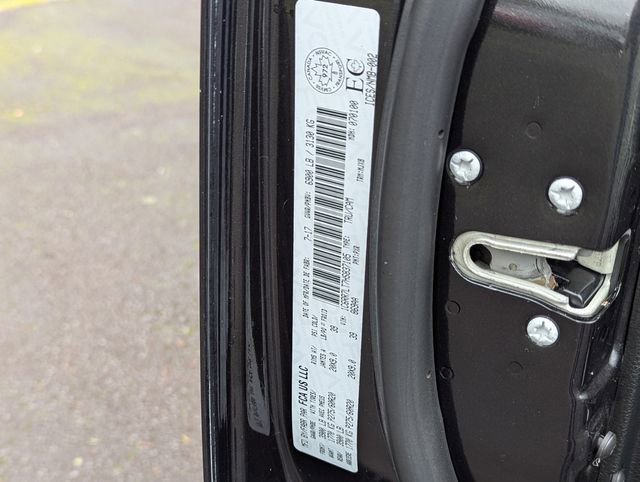 Used 2017 RAM 1500 Classic SLT w/ SLT Plus D￩cor Group image 41