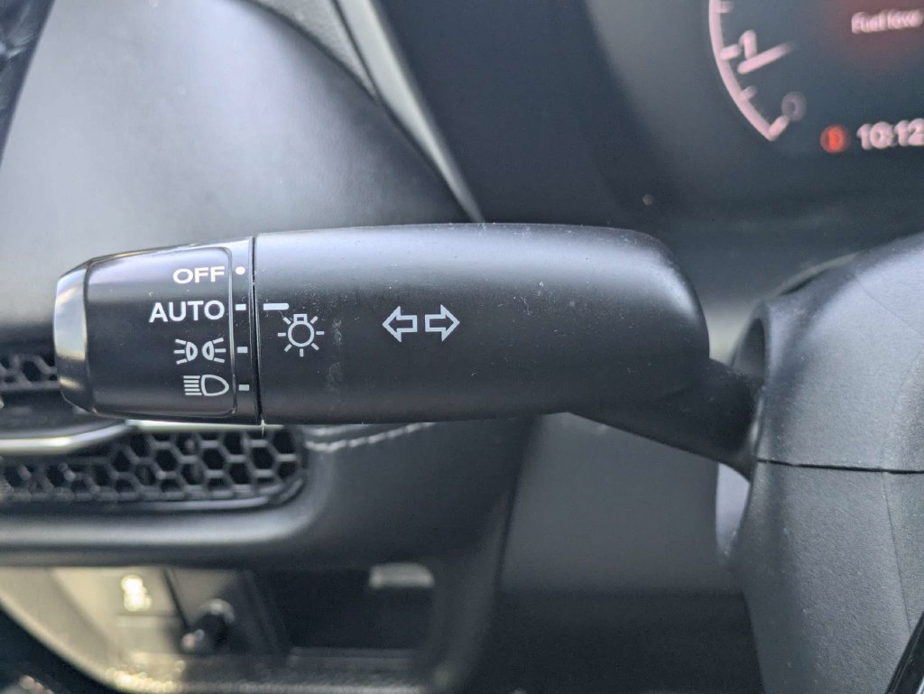 Used 2023 Honda HR-V EX-L image 29