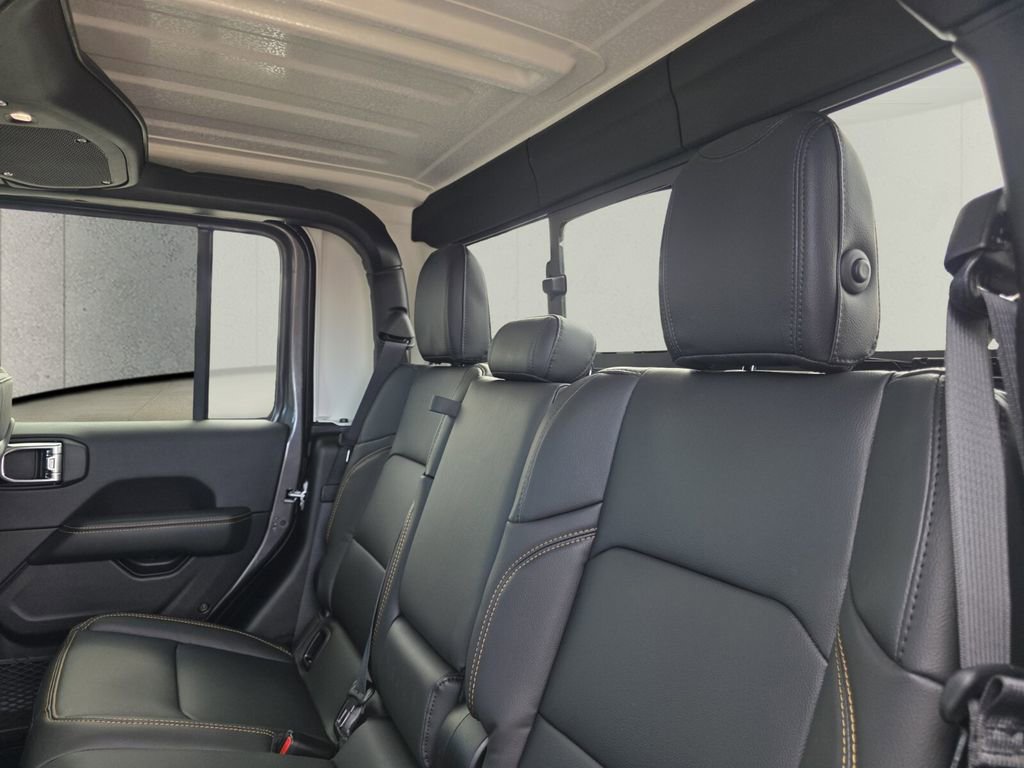New 2026 Jeep Gladiator Sport image 7