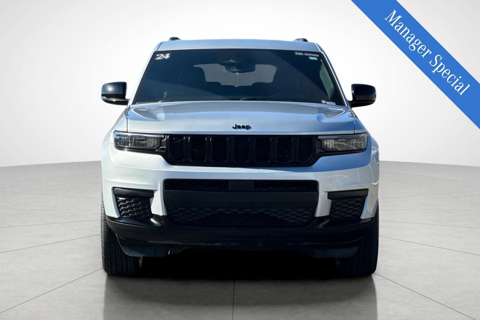 Used 2024 Jeep Grand Cherokee L Laredo image 6
