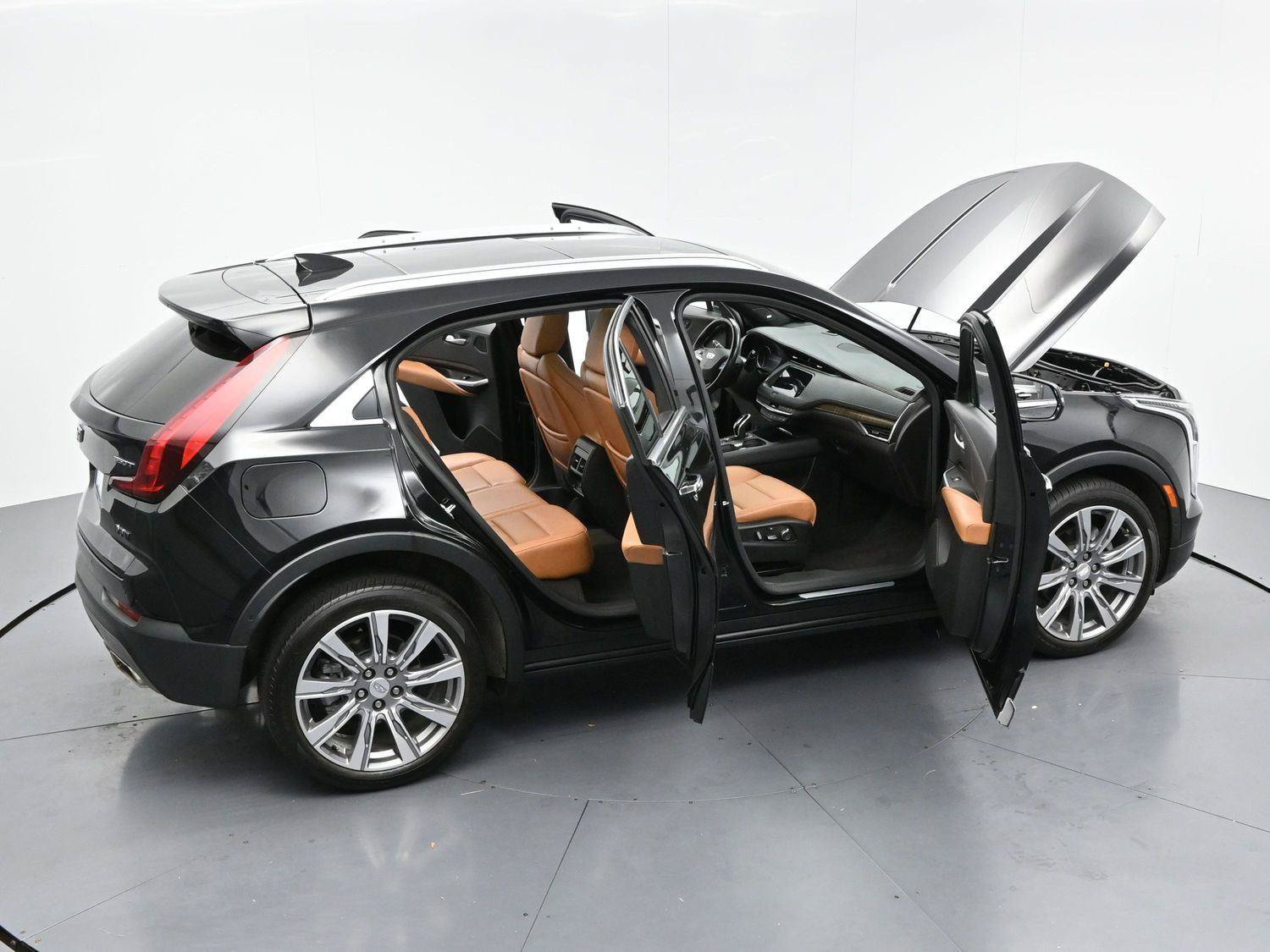 Certified 2022 Cadillac XT4 Premium Luxury w/ Enhanced Visibility Package AWD/4WD image 40