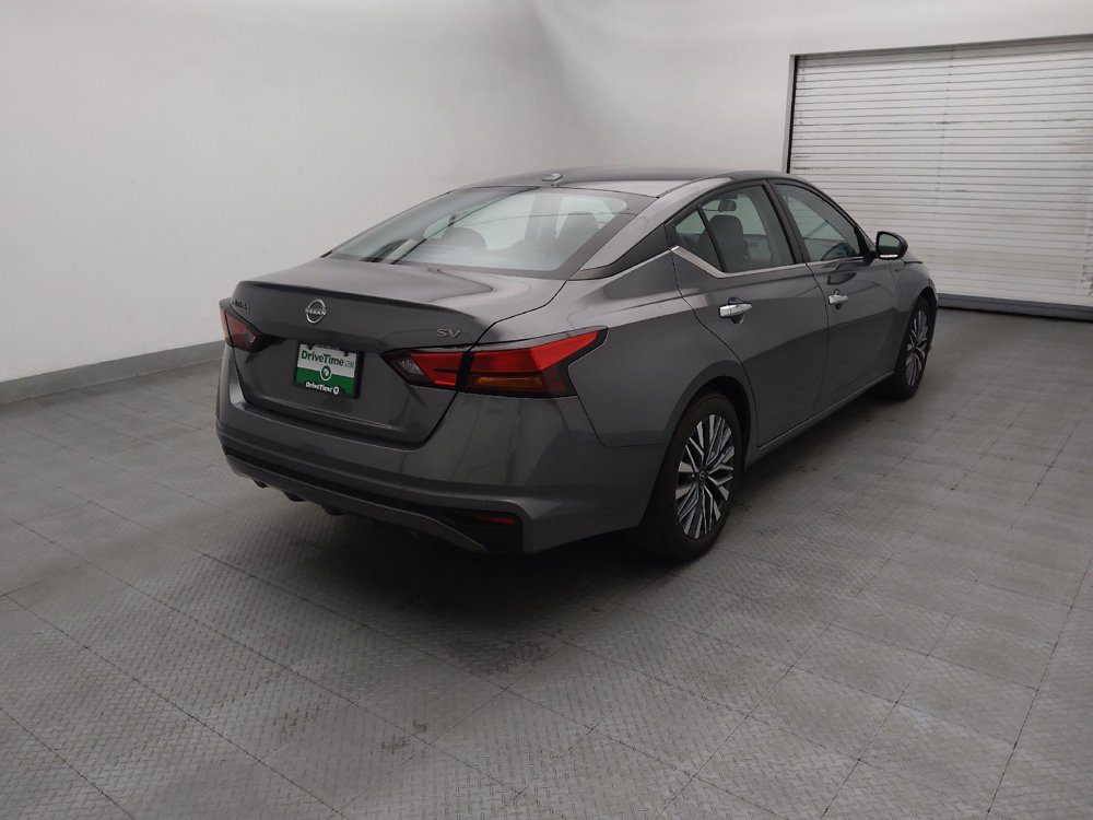 Used 2024 Nissan Altima 2.5 SV FWD image 9