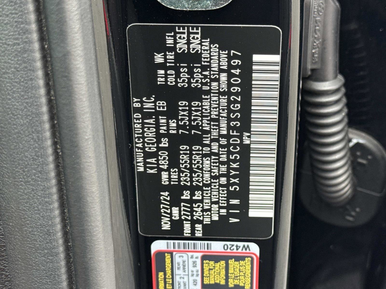 Used 2025 Kia Sportage SX image 30