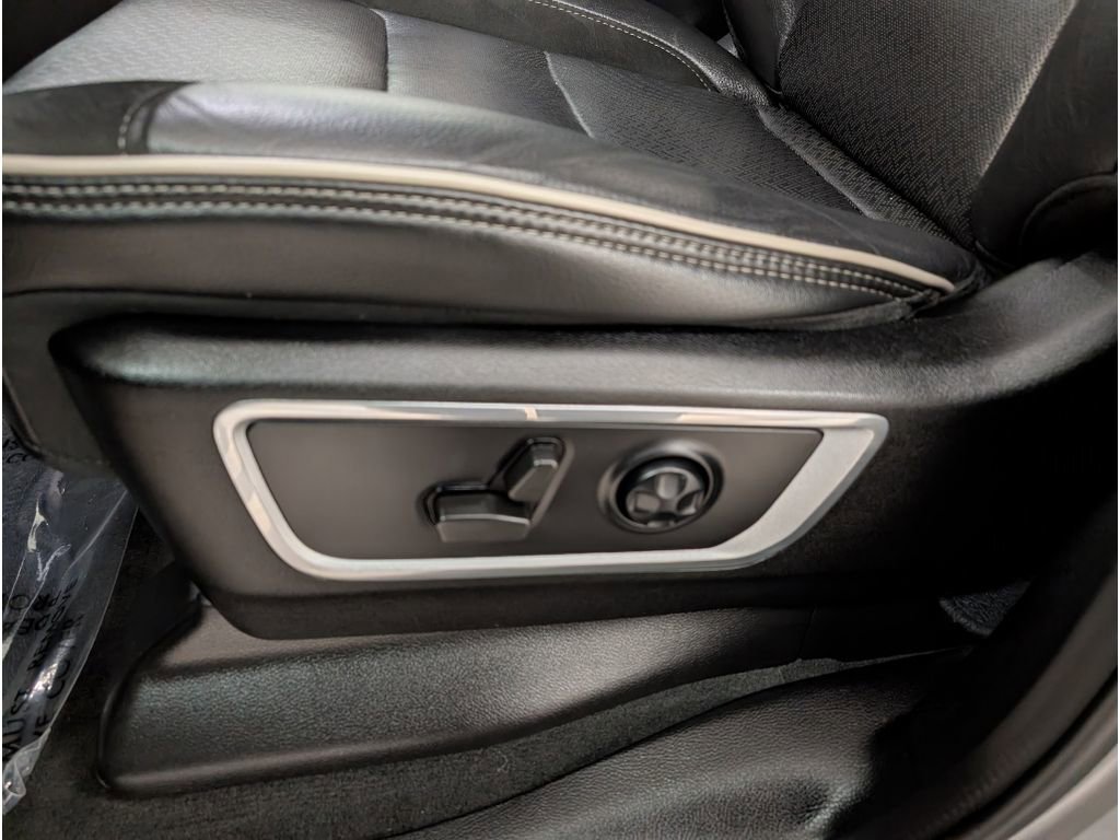 Used 2021 RAM 1500 Laramie image 8