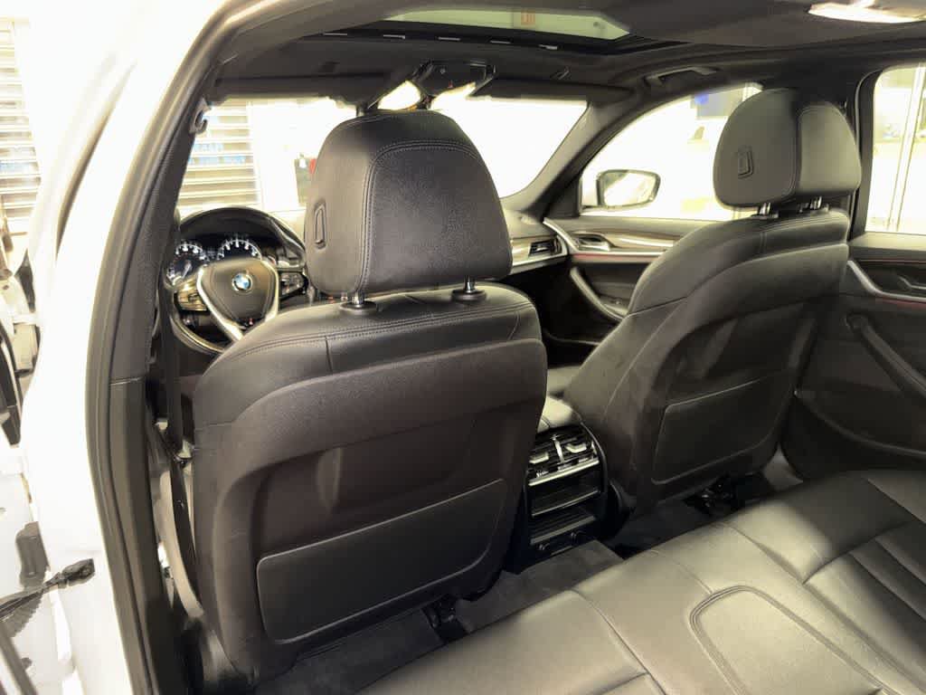 Used 2018 BMW 530i xDrive AWD/4WD image 29
