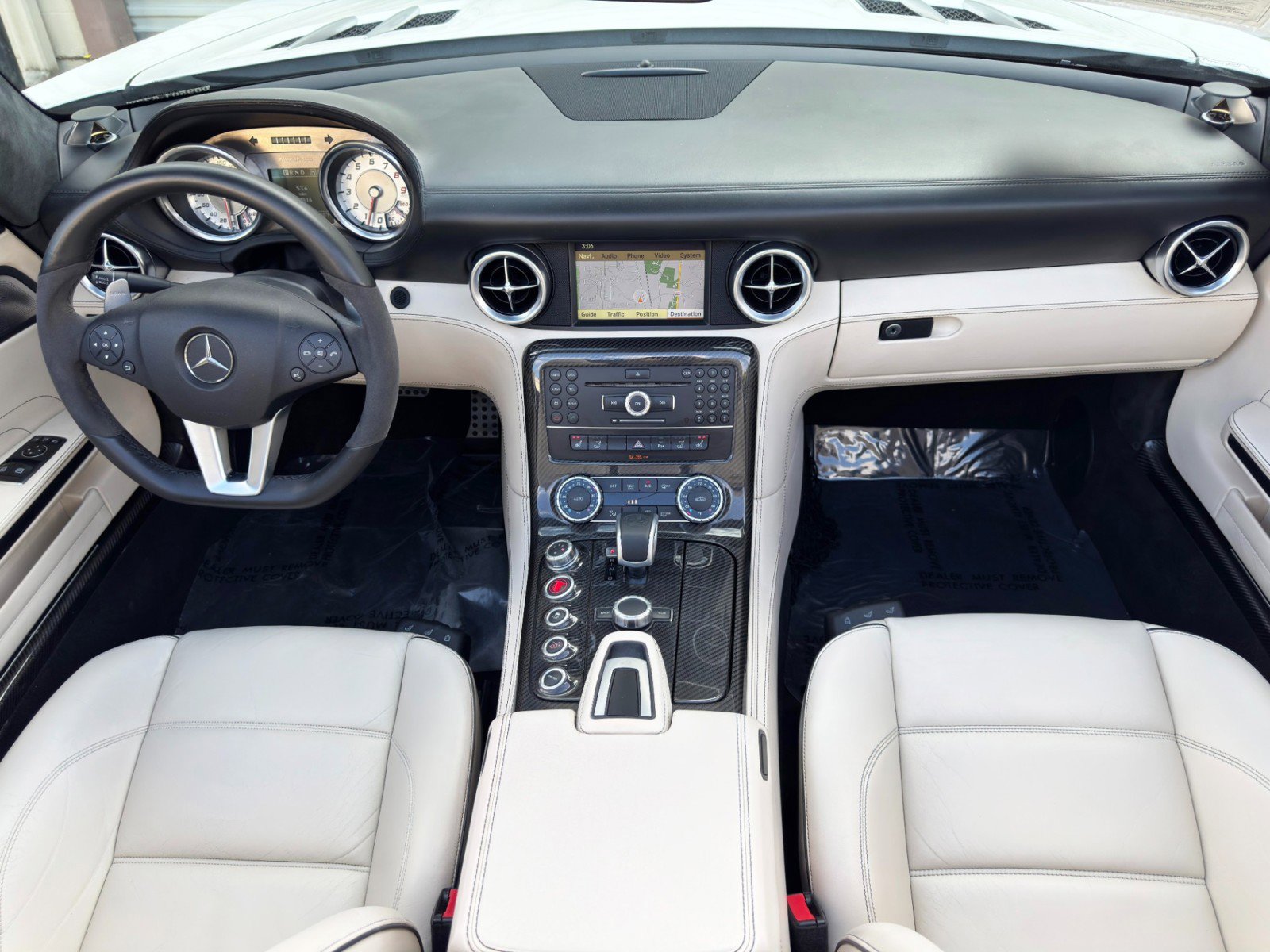 Used 2012 Mercedes-Benz SLS AMG Roadster image 14