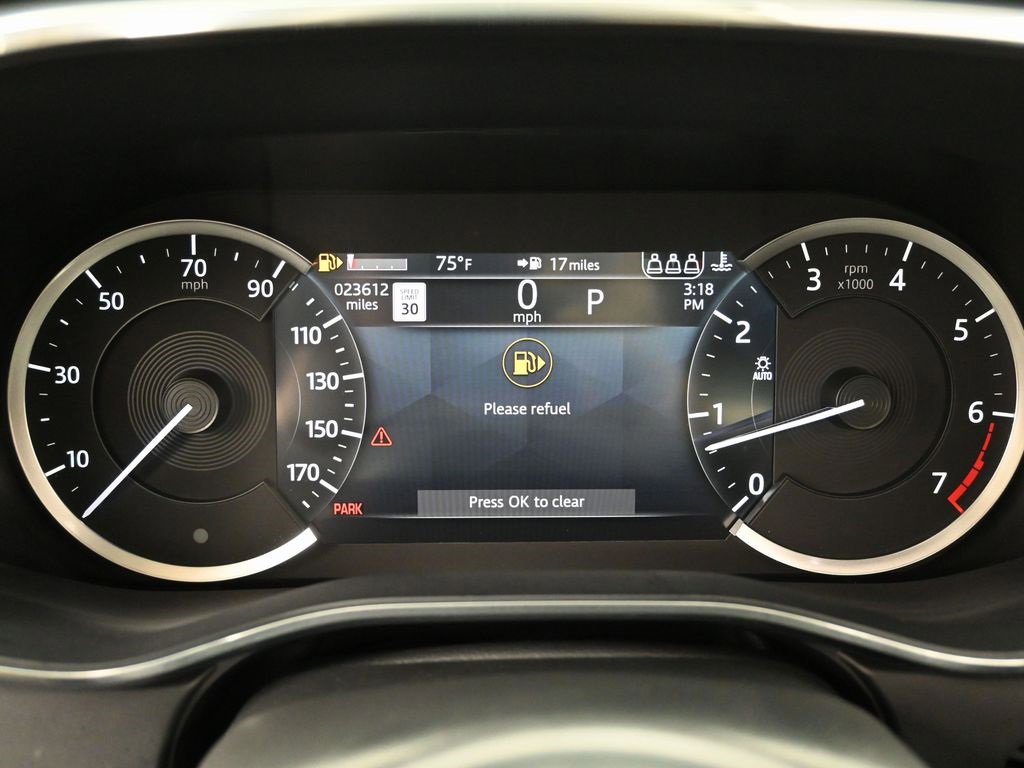 Used 2022 Jaguar XF R-Dynamic SE image 20