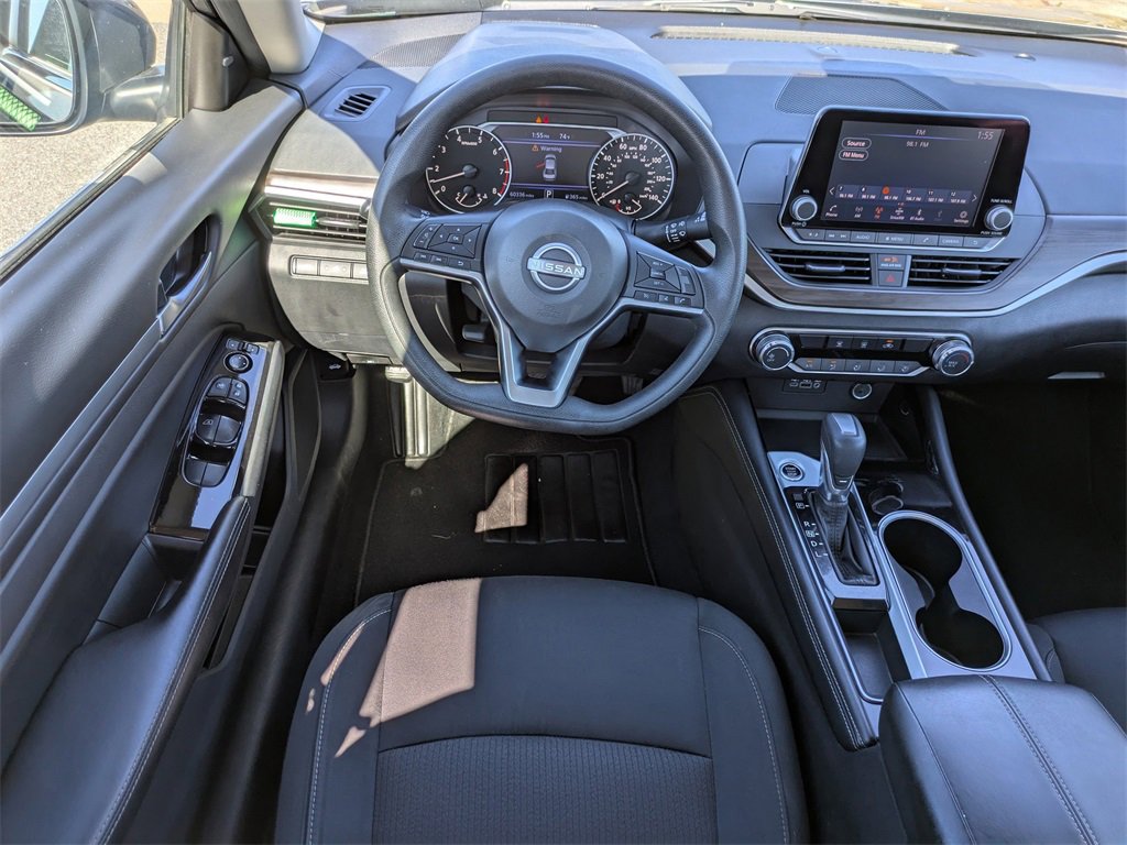 Used 2023 Nissan Altima 2.5 SV image 15