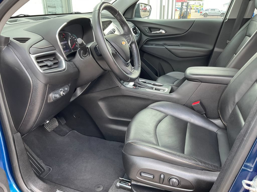 Used 2019 Chevrolet Equinox Premier AWD/4WD image 2