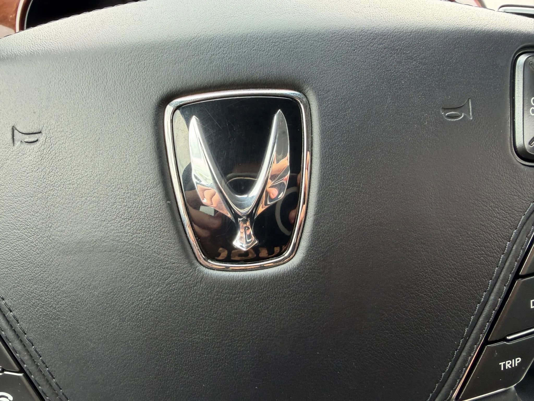 Used 2012 Hyundai Equus Signature image 29