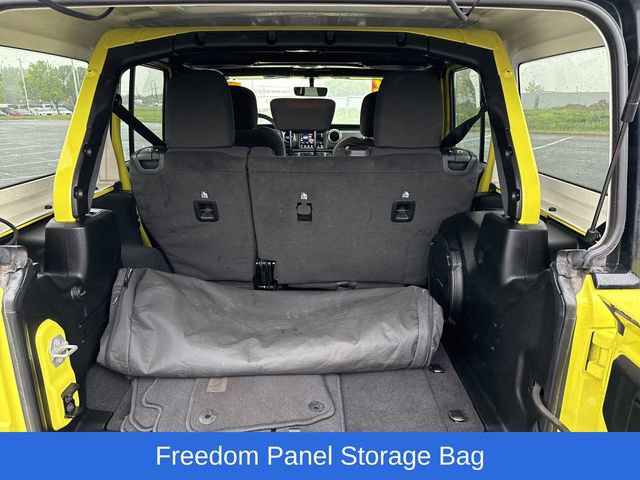 Used 2023 Jeep Wrangler Sahara image 13