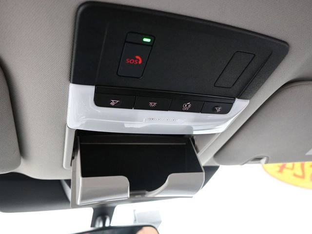 Used 2024 Nissan Pathfinder SV image 30