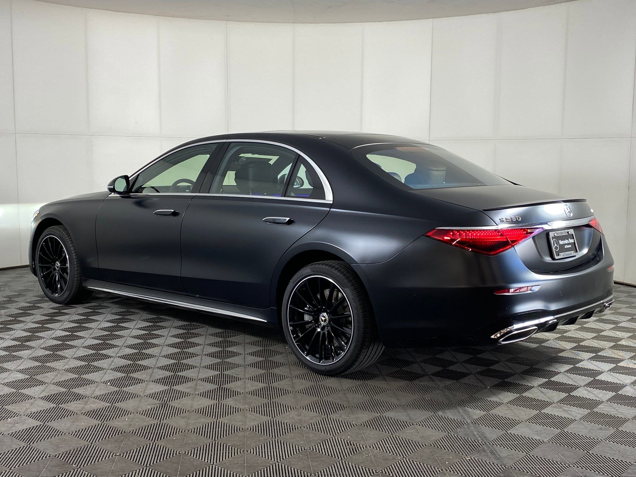 New 2026 Mercedes-Benz S 580 4MATIC Sedan image 3