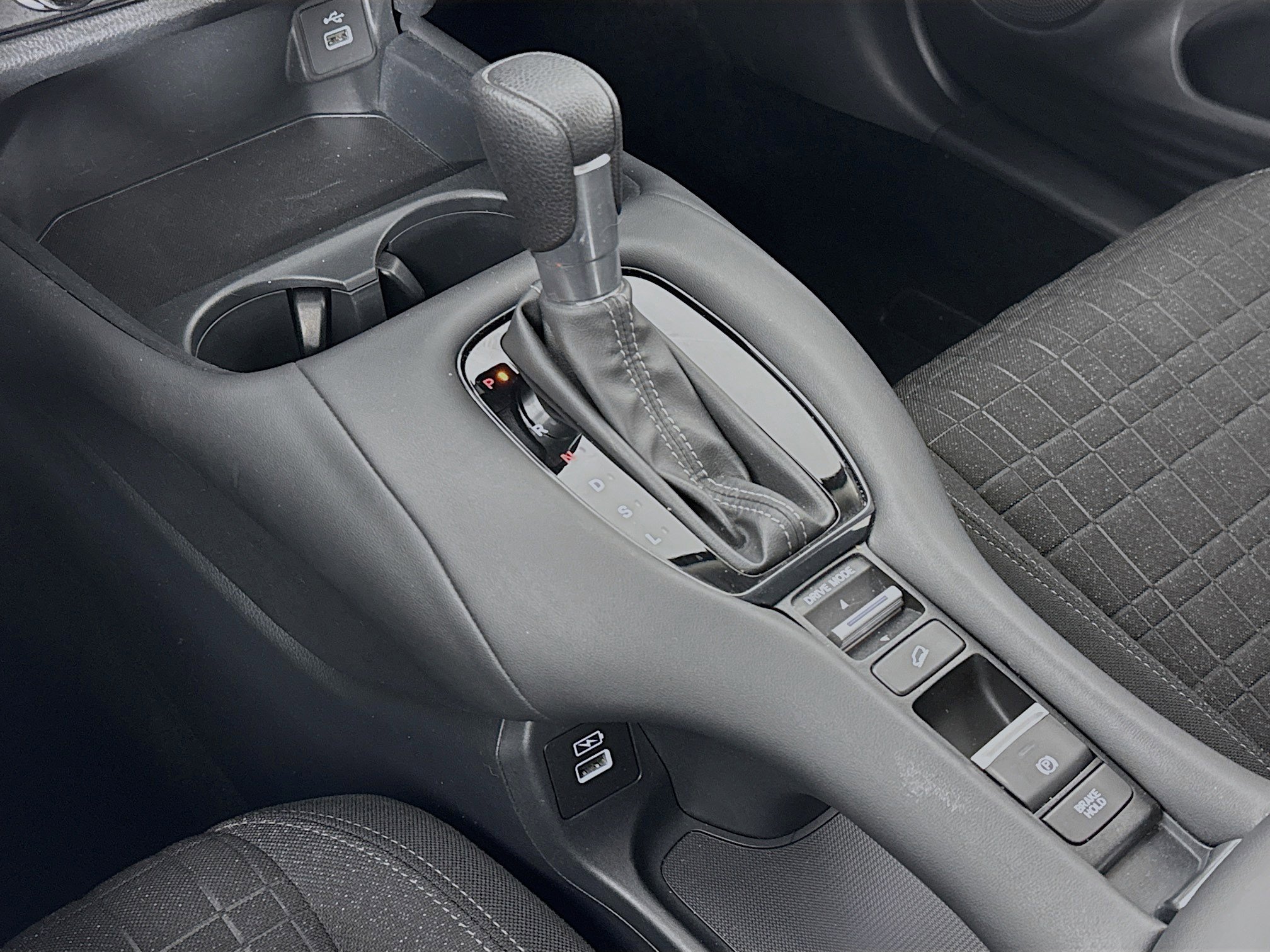 Certified 2023 Honda HR-V LX image 16